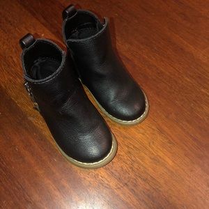 Baby gap boots